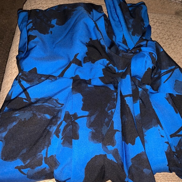 Blue jumpsuit - Picture 3 of 3